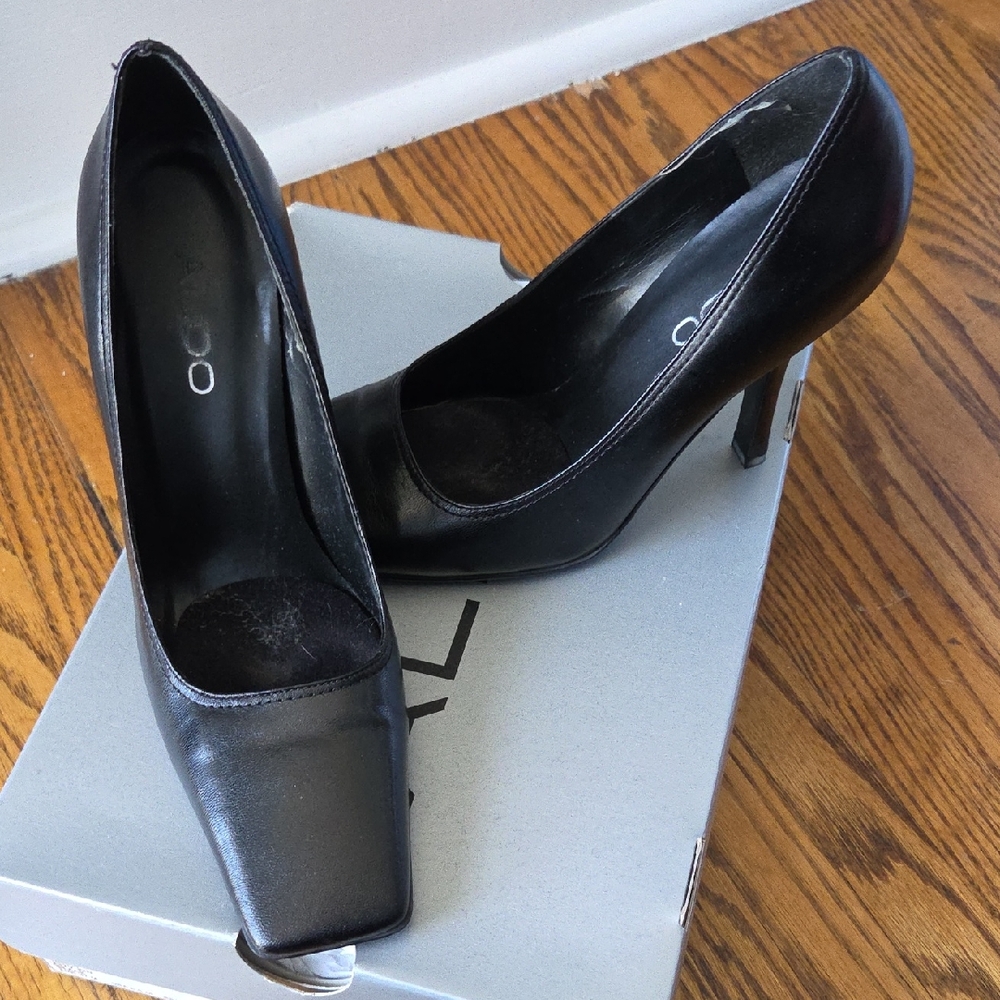 Aldo Classic Black Heels
